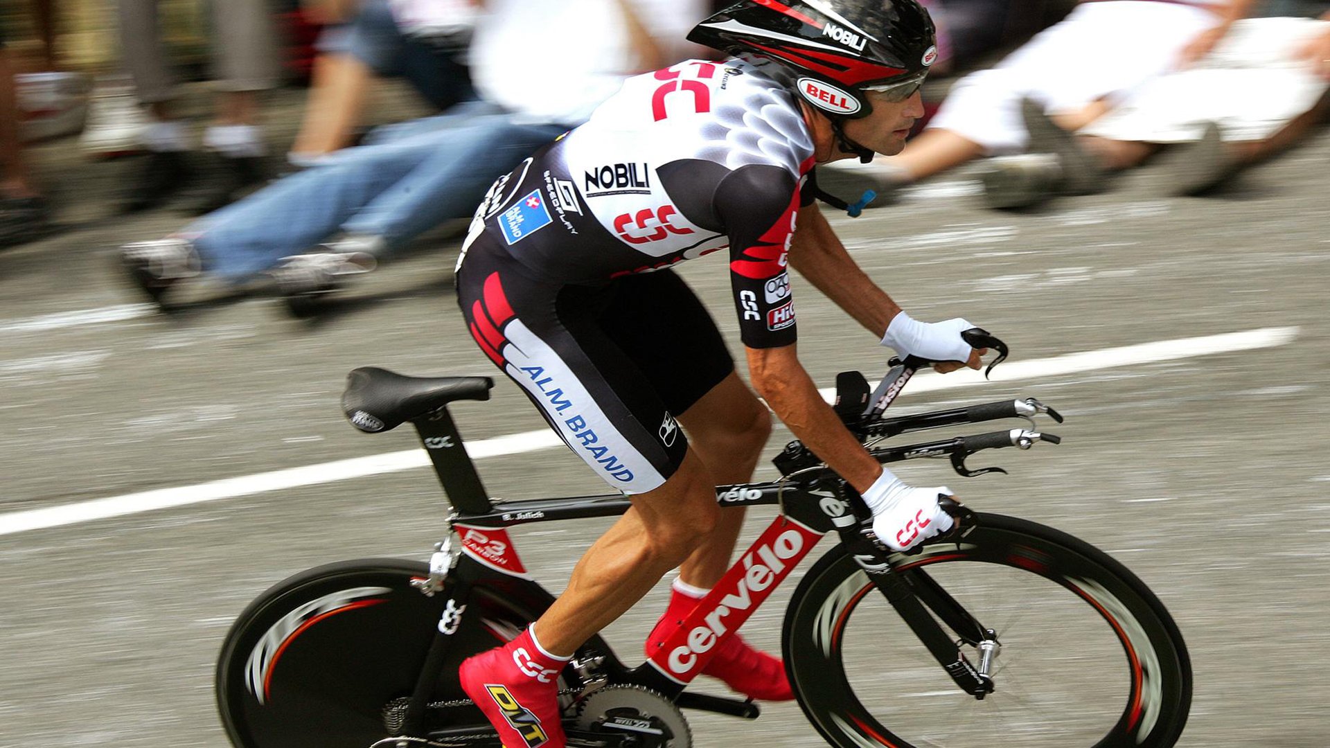 KAIYUNAPP-墨西哥队前锋洛佩斯在巴黎奥运会上表现出色，墨西哥女演员佩罗妮